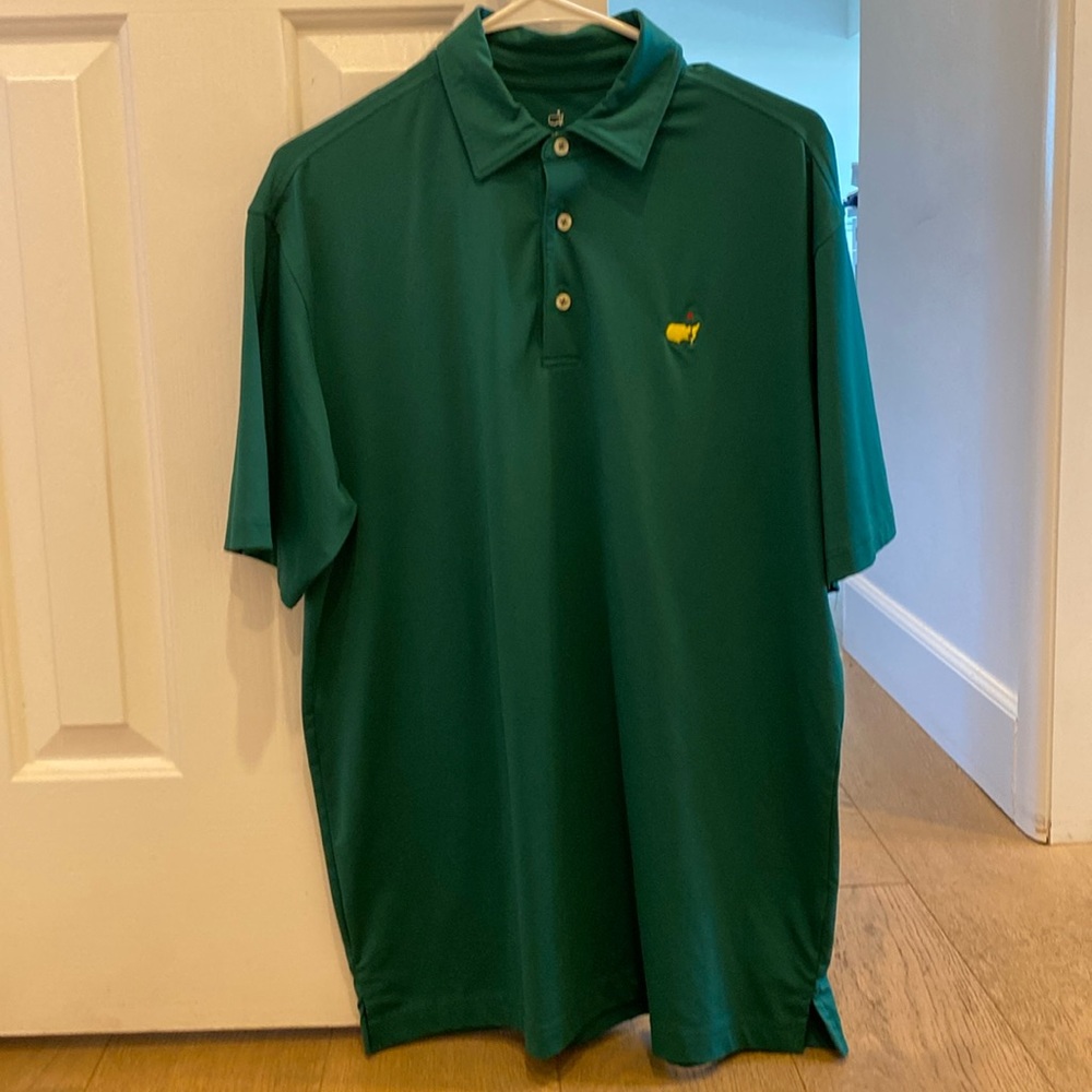 Masters Tech green golf shirt, M. Worn once, spotless